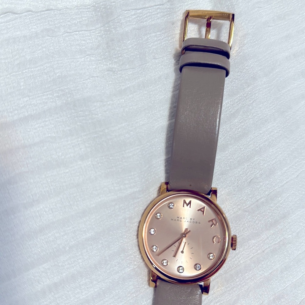 MARC BY MARC JACOBS women’s leather wrist watch water resistant & crystal bezel